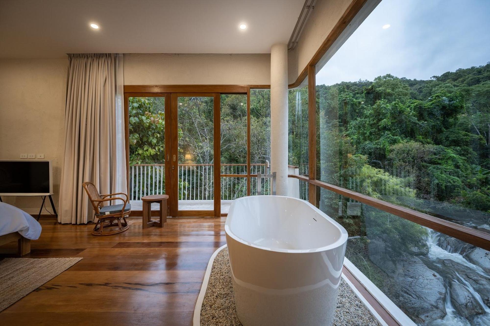 Taryn Tara Cafe And Stay Chiang Mai Zewnętrze zdjęcie