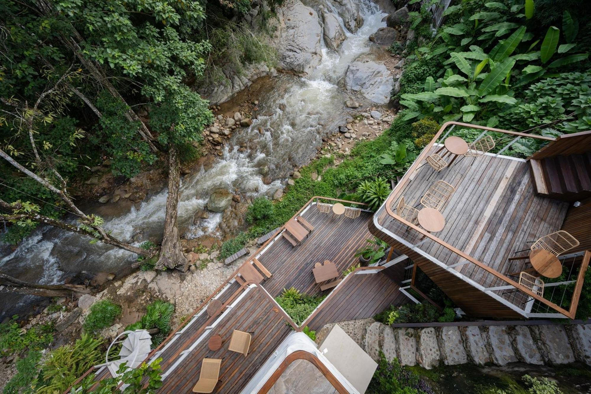 Taryn Tara Cafe And Stay Chiang Mai Zewnętrze zdjęcie